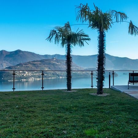 Mia Isola With Lake View, Garden And Swimming Pool Parzanica Exterior foto